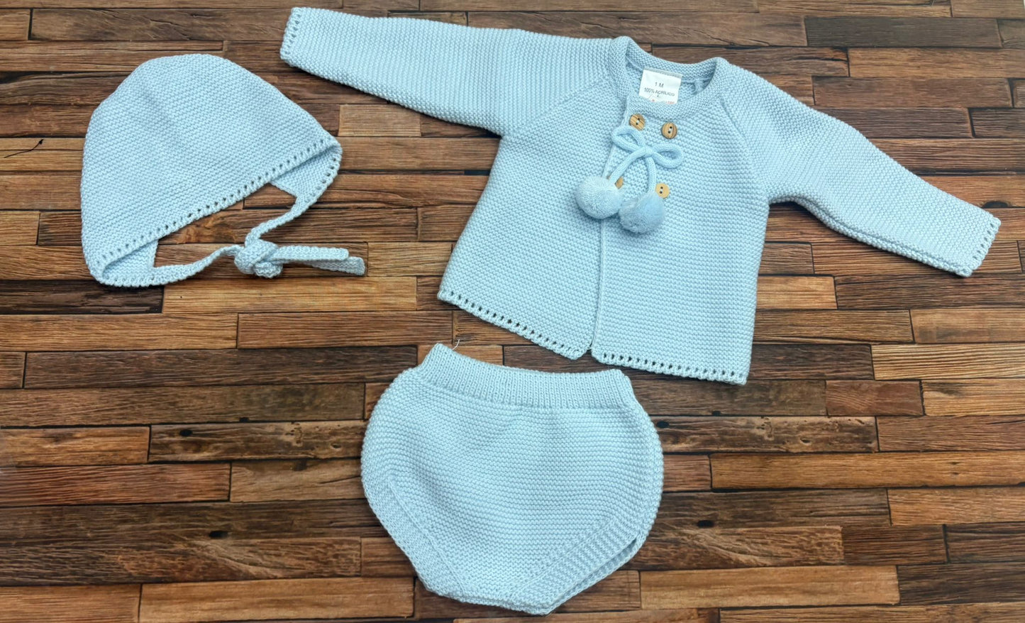 Completo Neonato in Maglia con Cappellino Mod. Lana Ref. 350