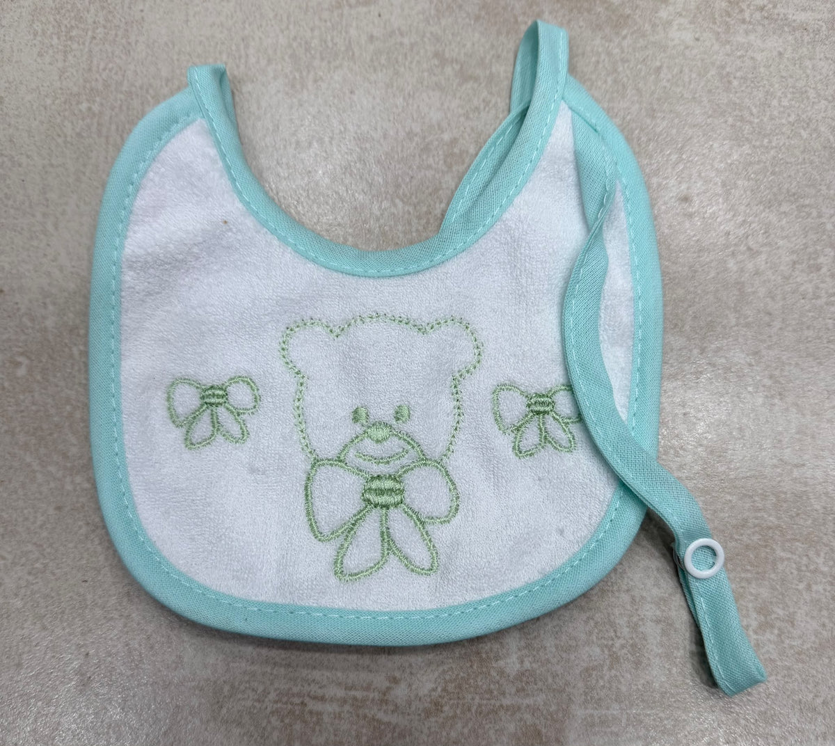 Bavetta Neonato in Spugna Ricamata con Portaciuccio Irge – Art. IR355/5
