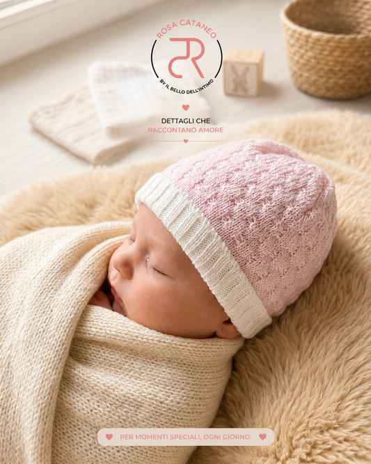 Cappellino Neonato in Filo Cotone Rosa e Bianco Elegante Nascita – Rosa Cataneo