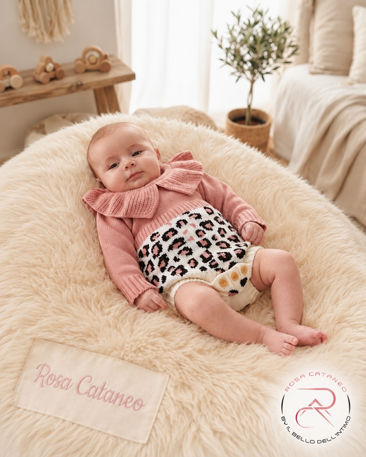 Pagliaccetto in Lana Neonata con Colletto e Fantasia Leopardata