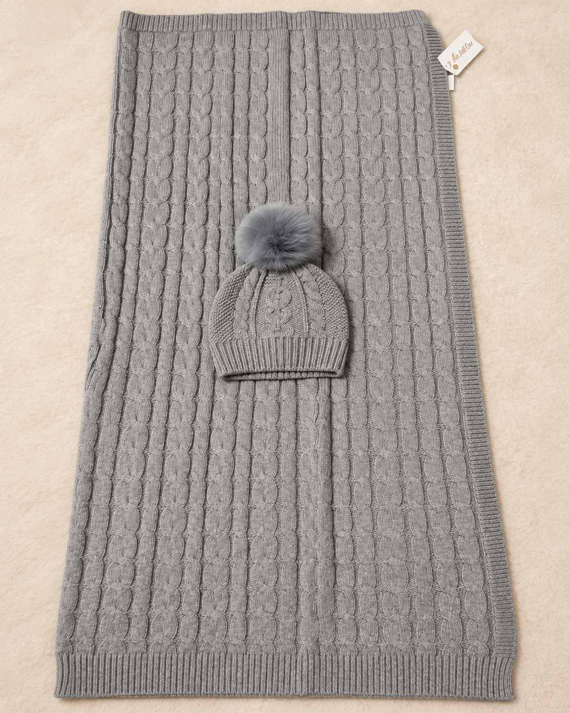 Set Copertina Passeggino + Cappello con Pon Pon Batuffolini – Art. B527