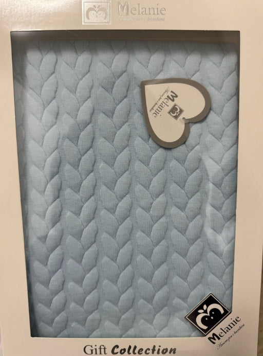 COPERTINA MELANIE MOD. TRECCIA MIS. 75X95 cm a 10€
