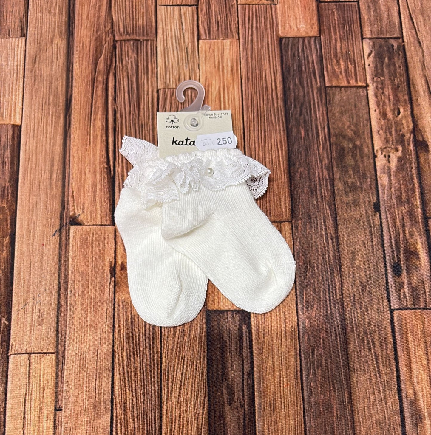 Calzini Neonata con Rouge e Perline in Cotone Kata – Panna, Bianco e Rosa