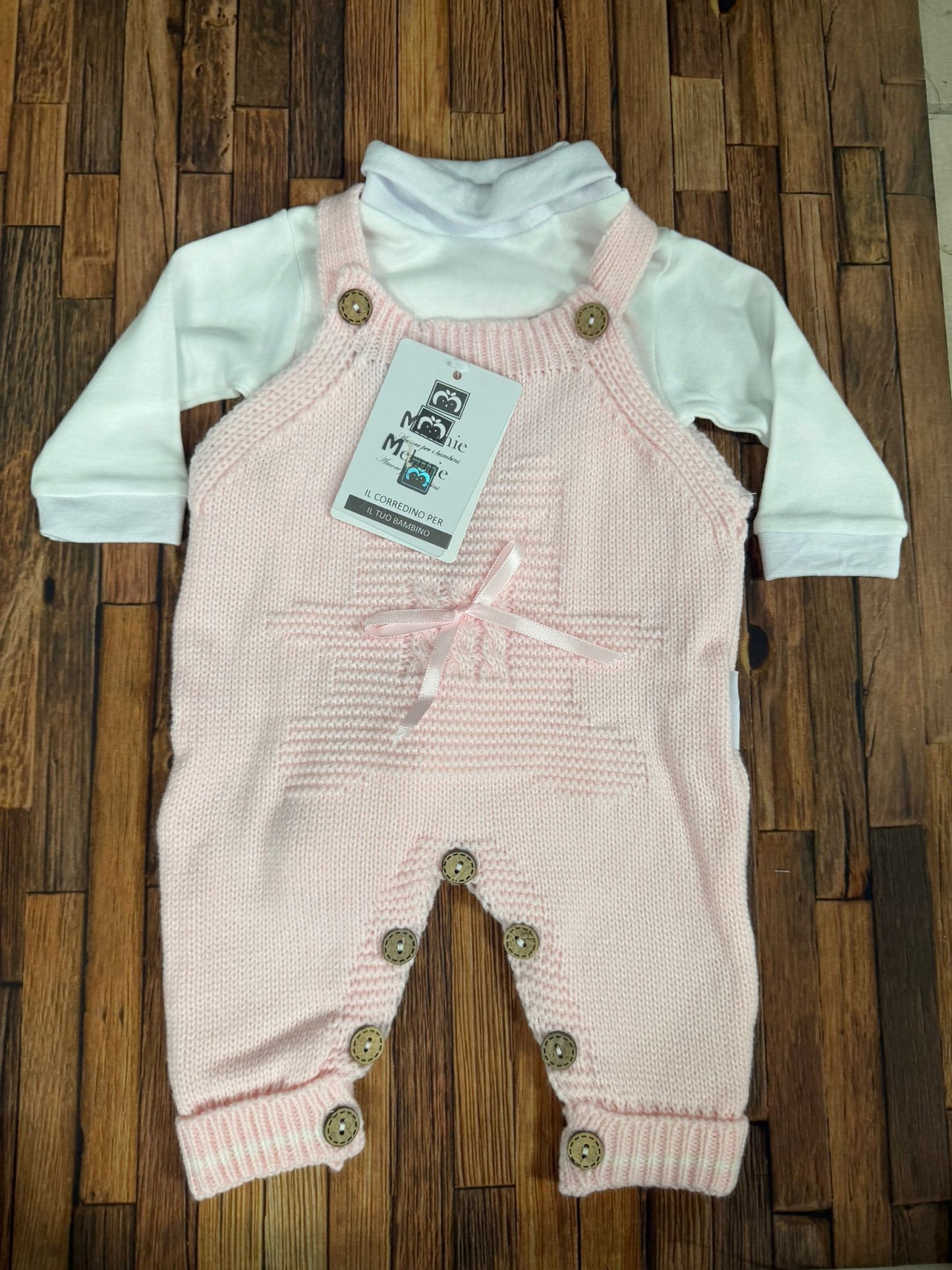 Completo Neonato Melanie in Tricot con Lupetto e Salopette Stella Art. LA04