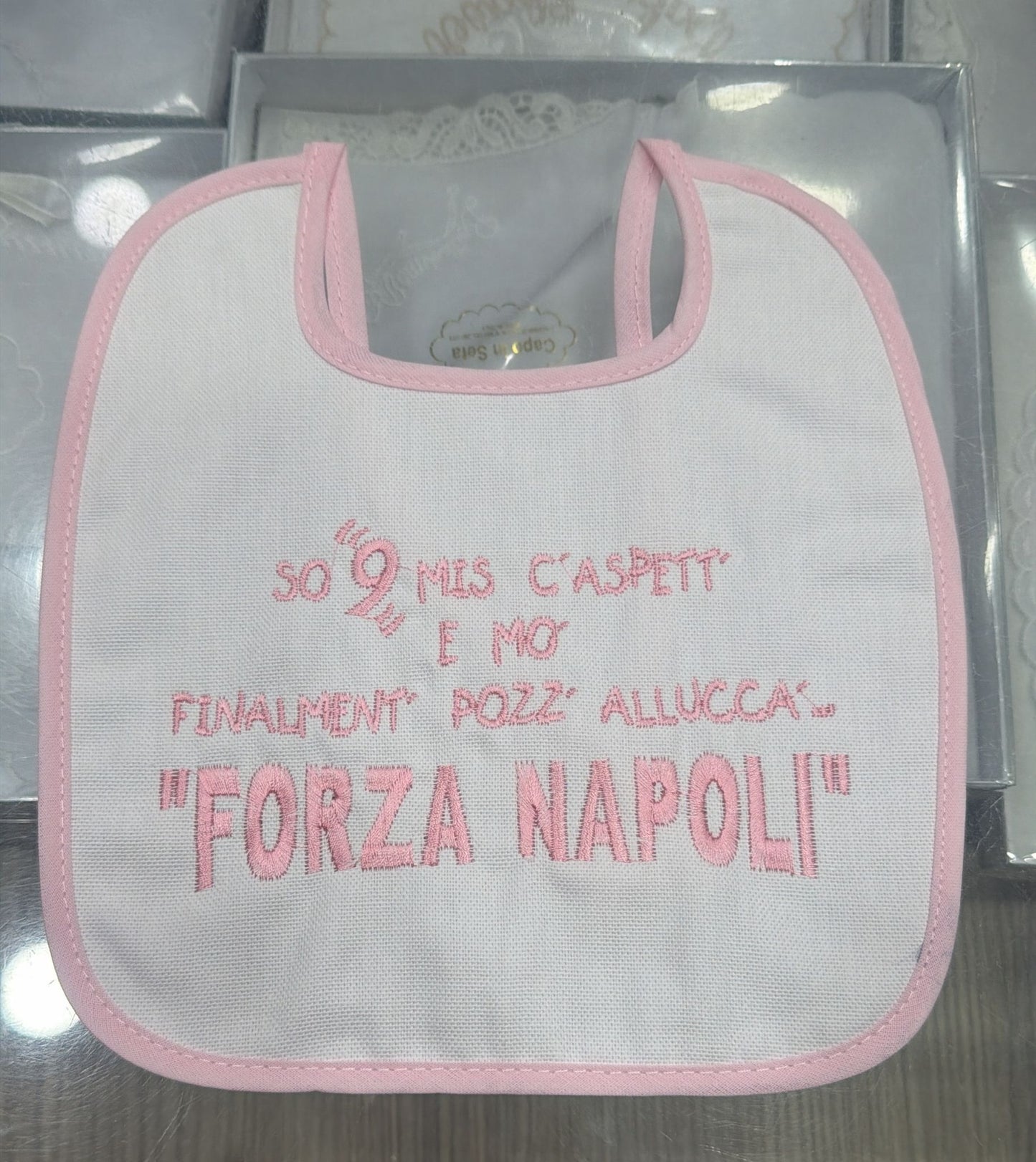 Bavetto Neonato Divertente Napoletano in Cotone – Bavaglino con Frasi Simpatiche Rosa Baby