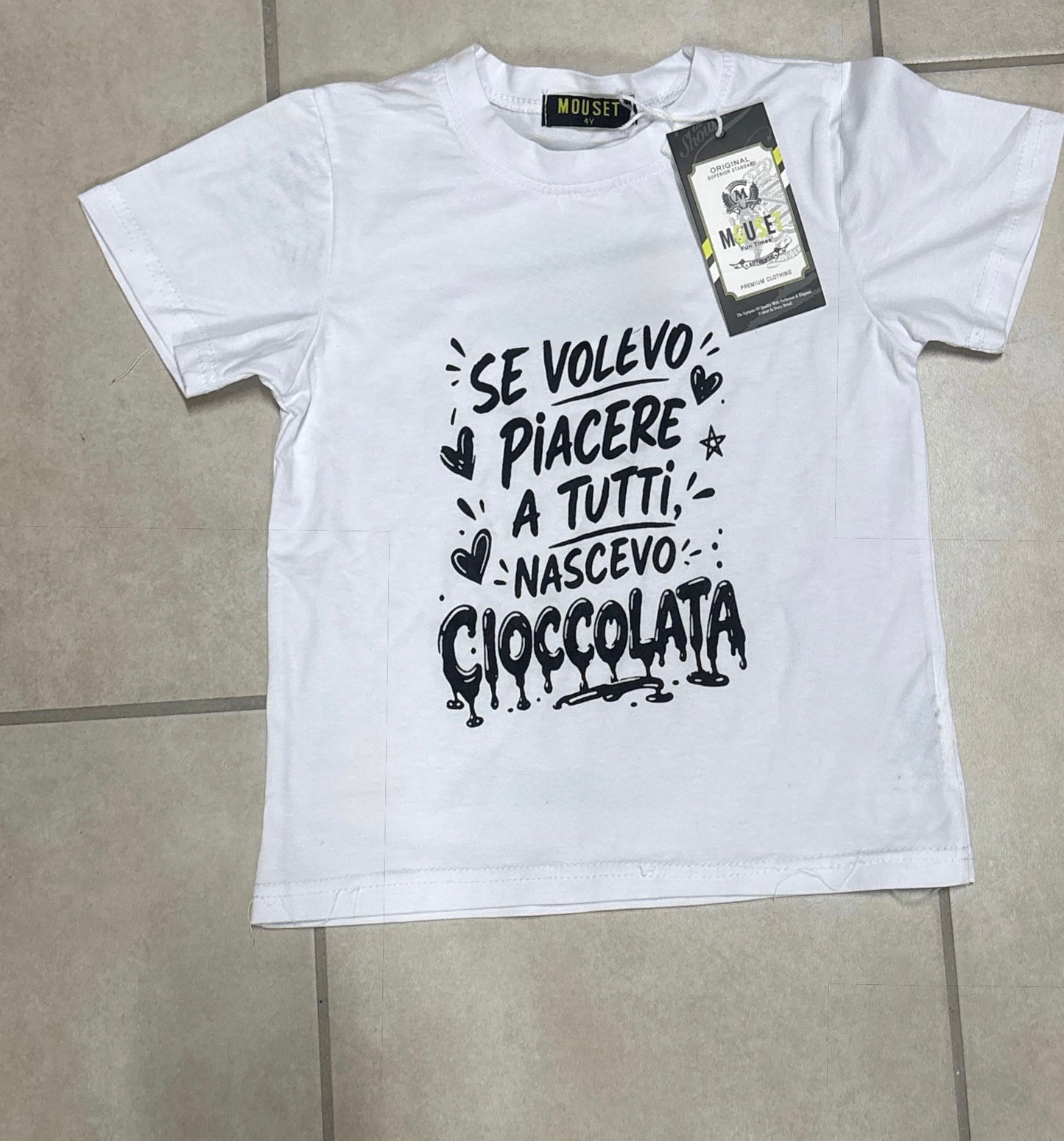T-Shirt Bambino e Bambina “Se Volevo Piacere a Tutti Nascevo Cioccolata” in Cotone 4-16 Anni