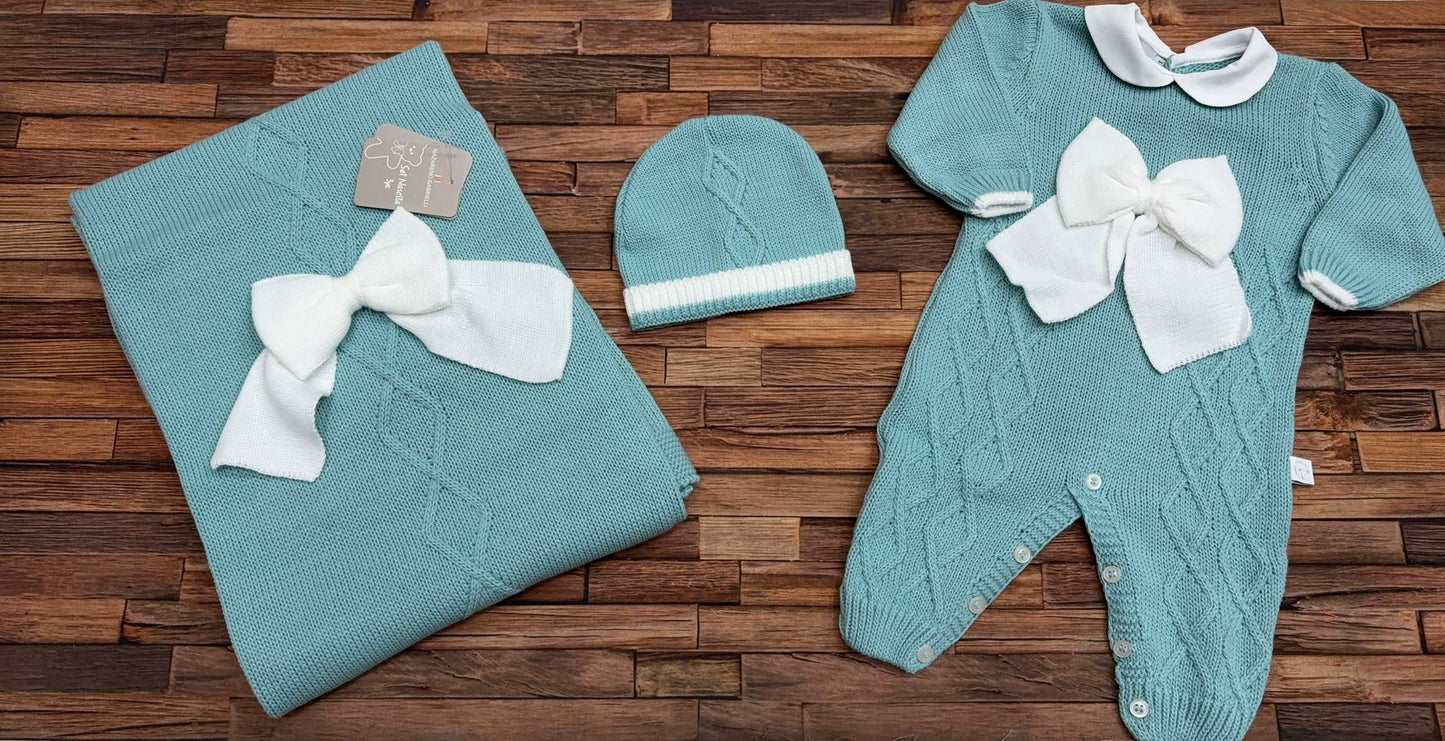 Set Neonato 3 Pezzi Tutina Coperta e Cappello in Maglia Nazareno Gabrielli NG-3488
