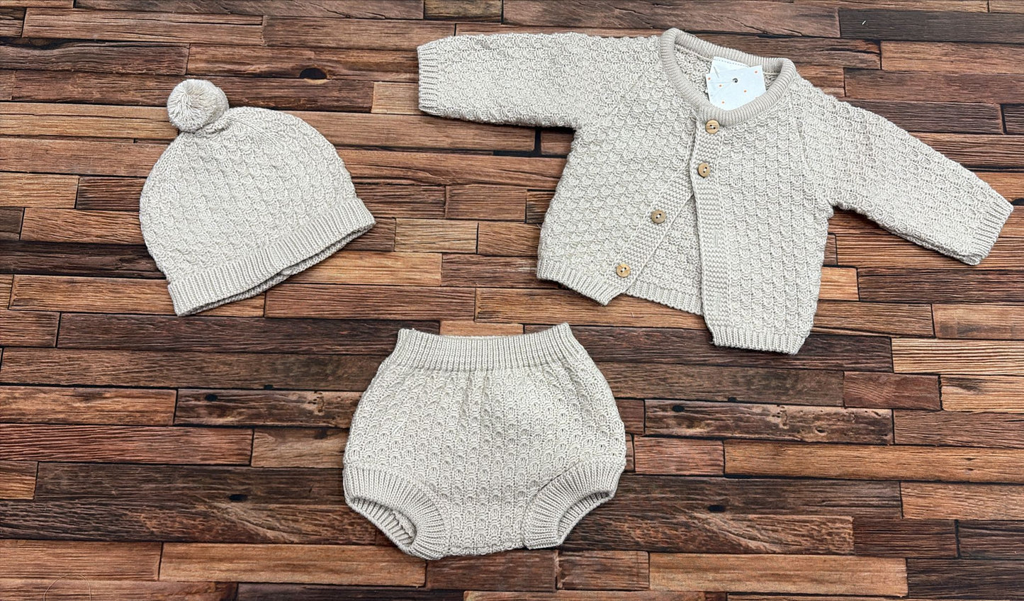 Completo Neonato in Maglia con Cappellino Ref. 350/2 Beige Cielo Verde Salvia Cipolla