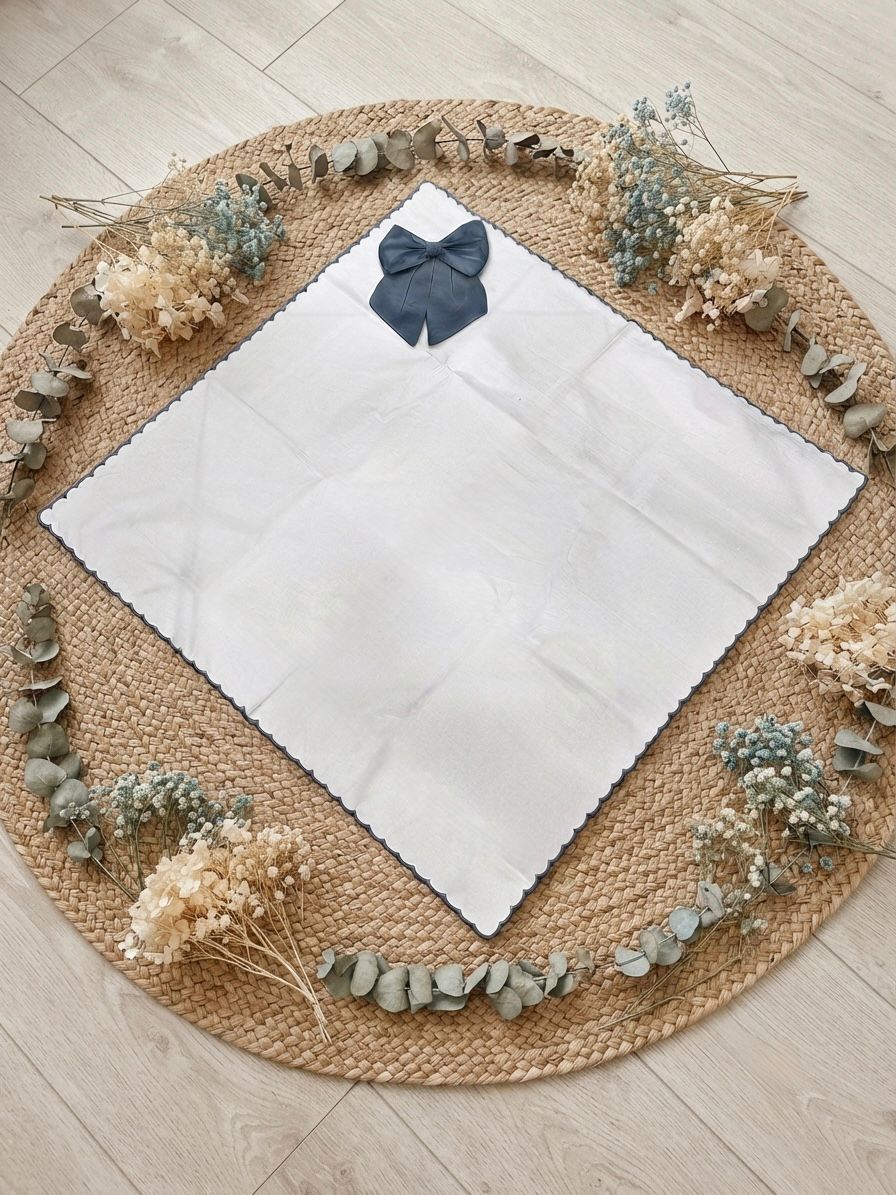 Quadrato in Cotone con Fiocco Art. 517 – Percalla Neonato