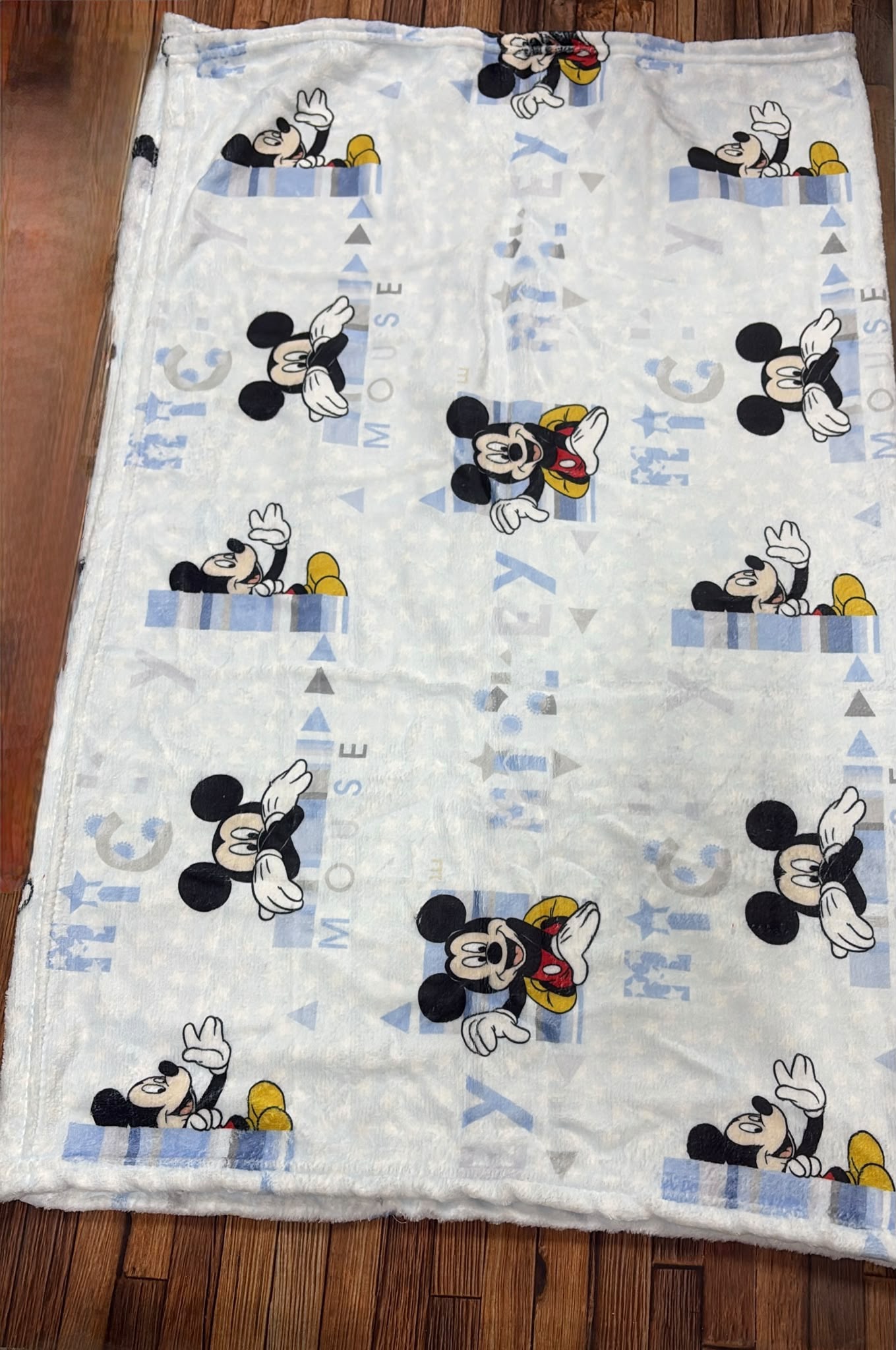 Plaid in Pile Topolino – Bianco/Azzurrino e Cielo