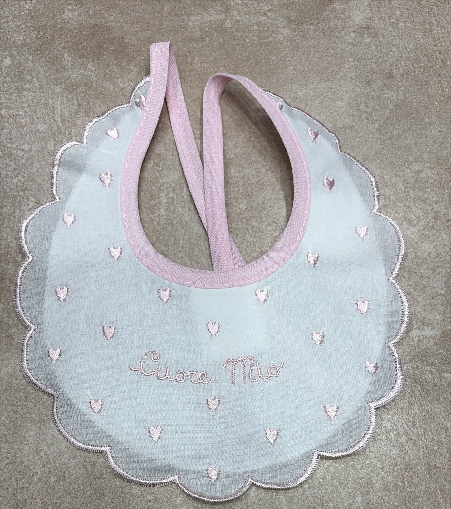 Bavetta Neonato in Organza con Ricamo