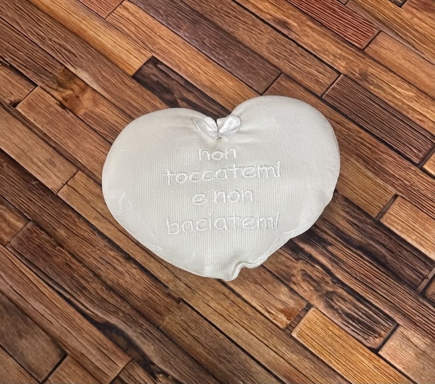 Cuore Nascita "Non Toccatemi e Non Baciatemi"
