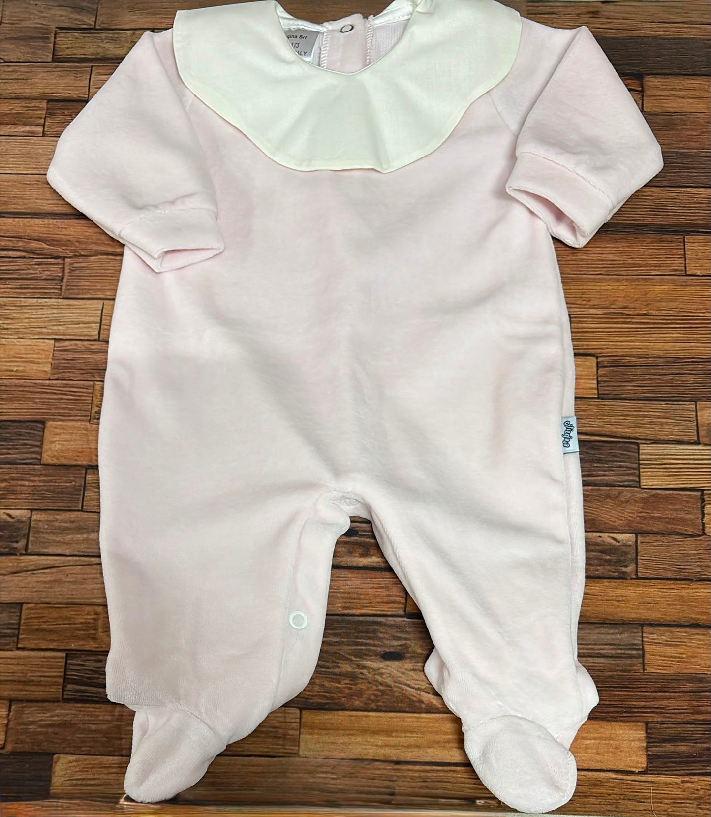 Tutina in Ciniglia CILIEGINA con Colletto – Neonato 1/3 Mesi