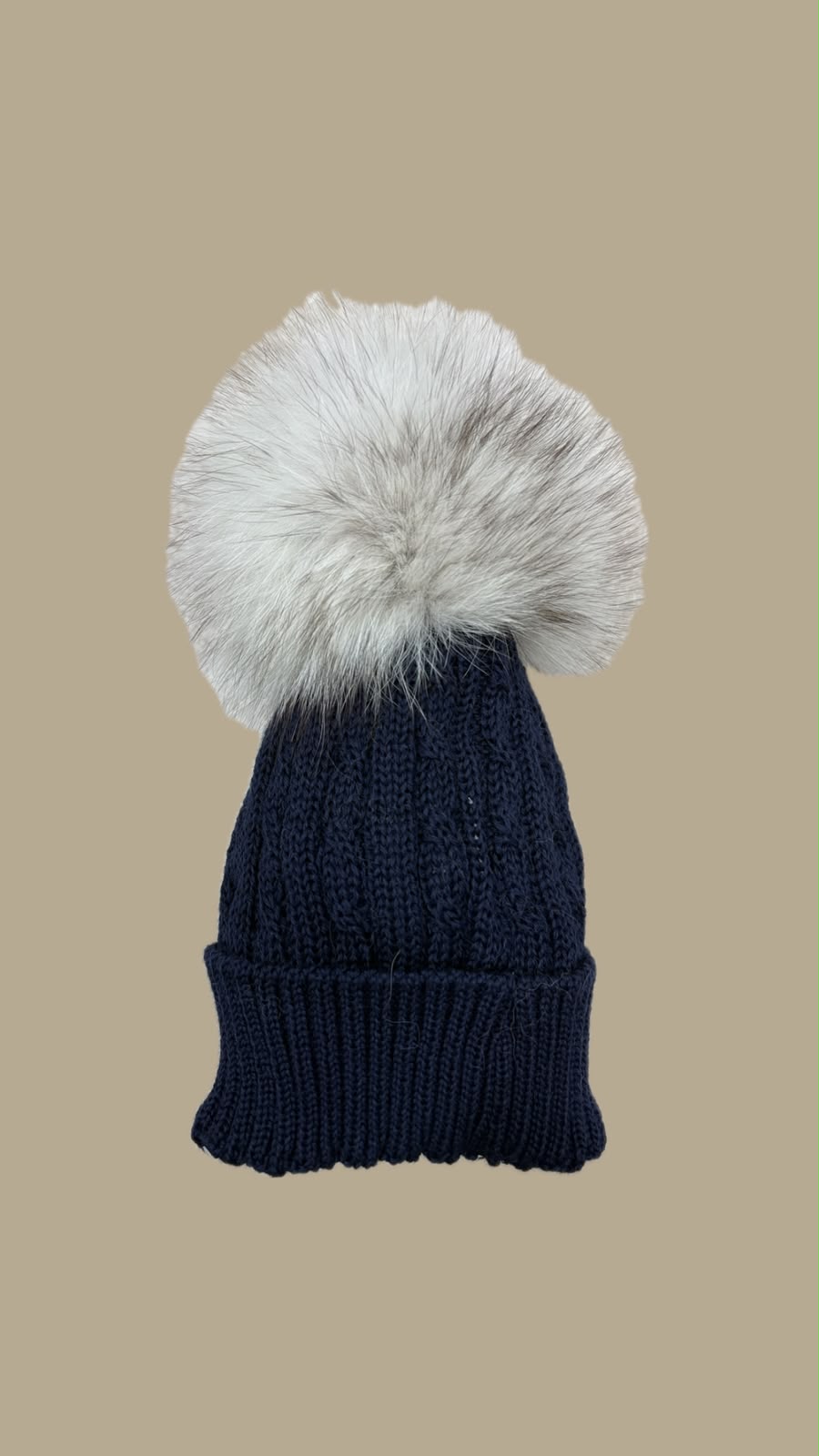 Cappello Neonato in Lana Merinos con Pon Pon di volpe Nancy Baby – Art. 1657