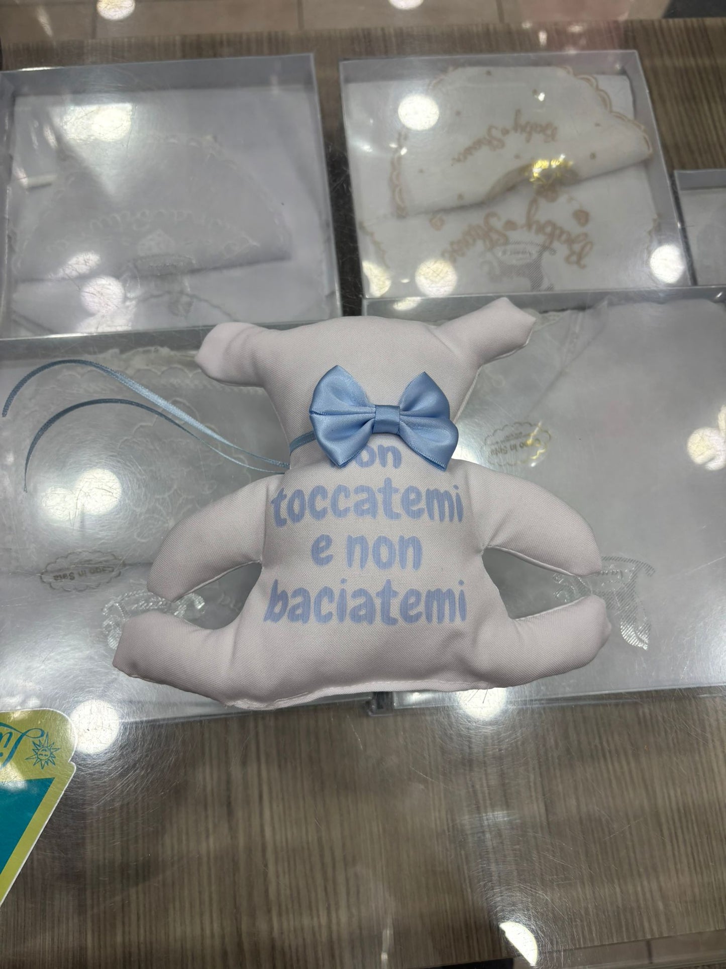 Orsetto Nascita con Frase “Non Toccatemi e Non Baciatemi” – Idea Regalo Neonato