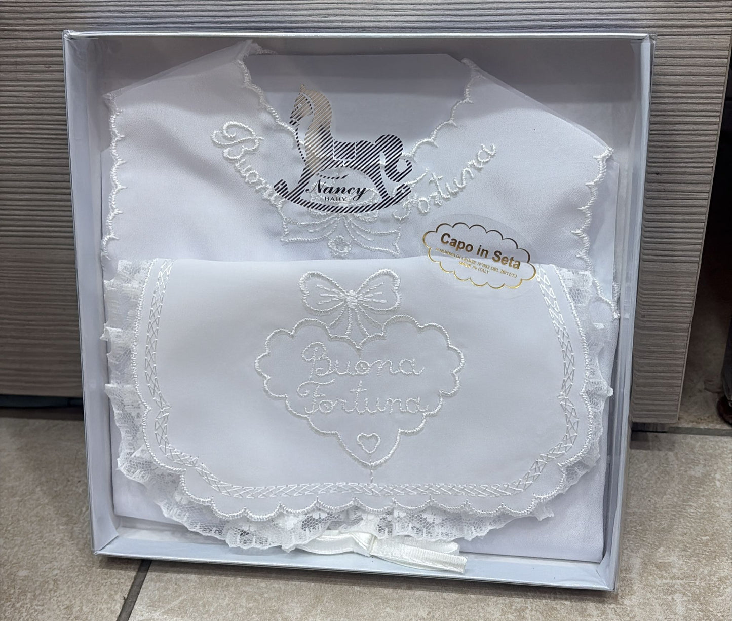 ✨ Set Fortuna Neonato in Seta – Bavetta + Camicina ✨