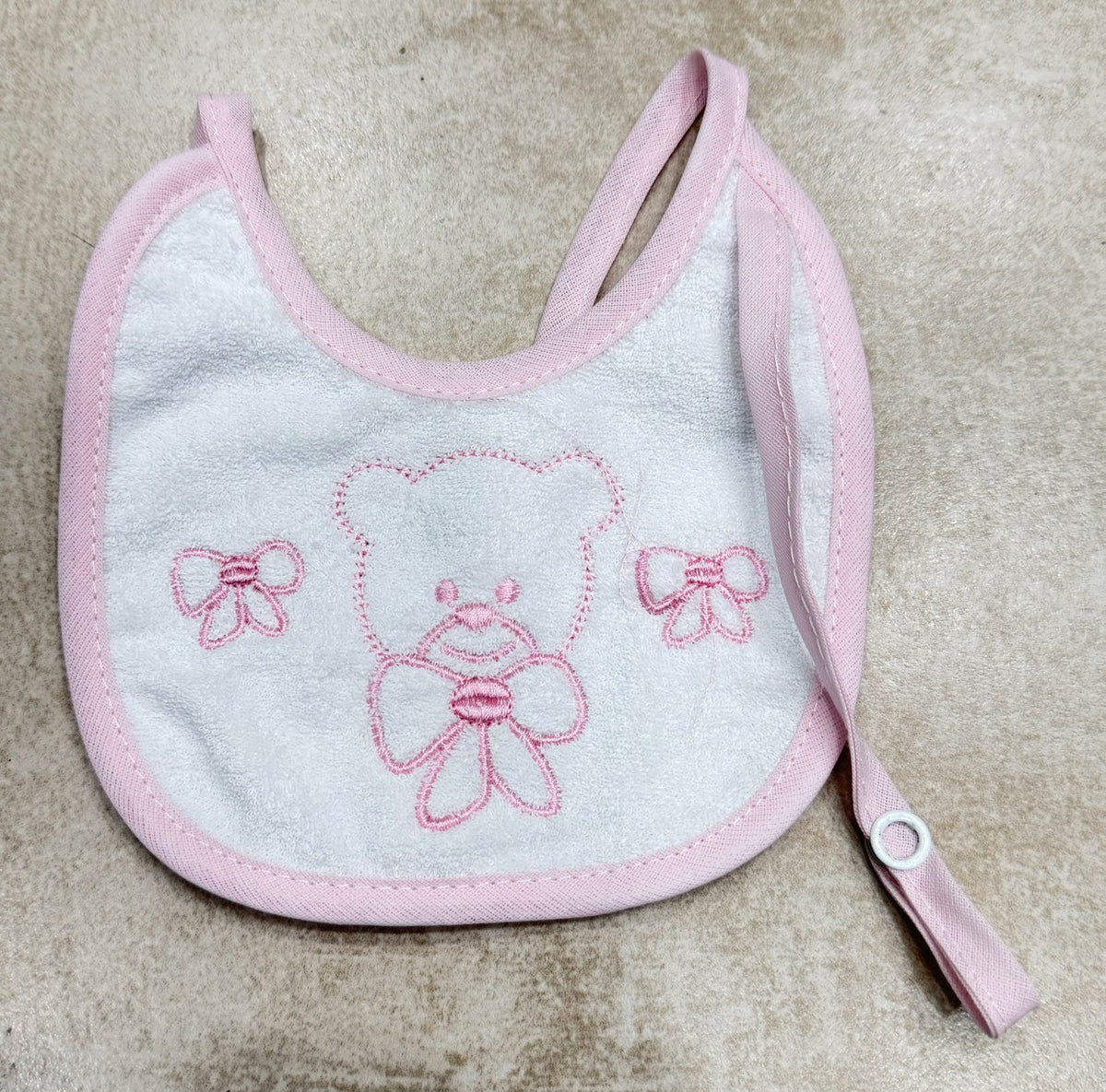 Bavetta Neonato in Spugna Ricamata con Portaciuccio Irge – Art. IR355/5