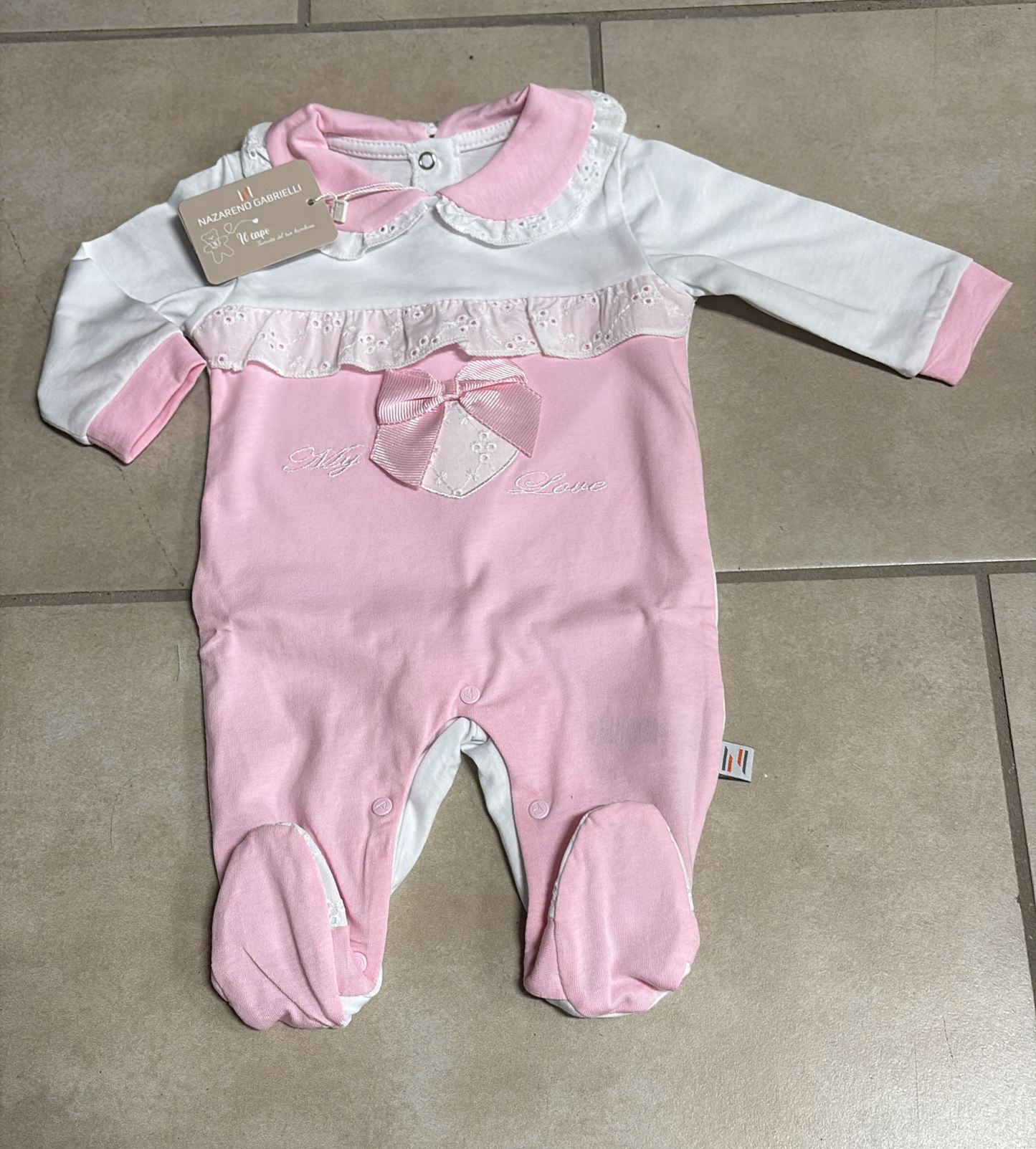 Tutina Neonato in Cotone Nazareno Gabrielli Bianco e Rosa con Fiocco e Pizzo